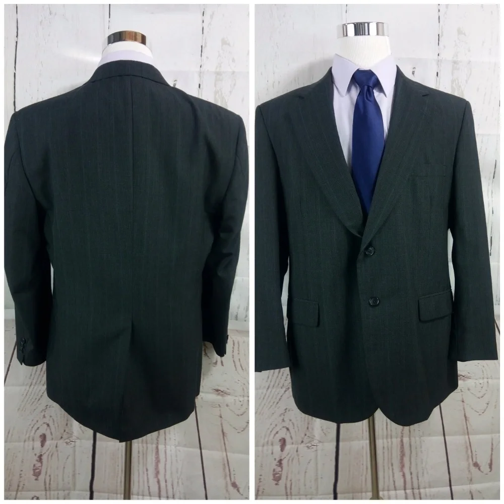 Towncraft 44R 2 Button Dark Gray Pinstripe Suit 35x30.5